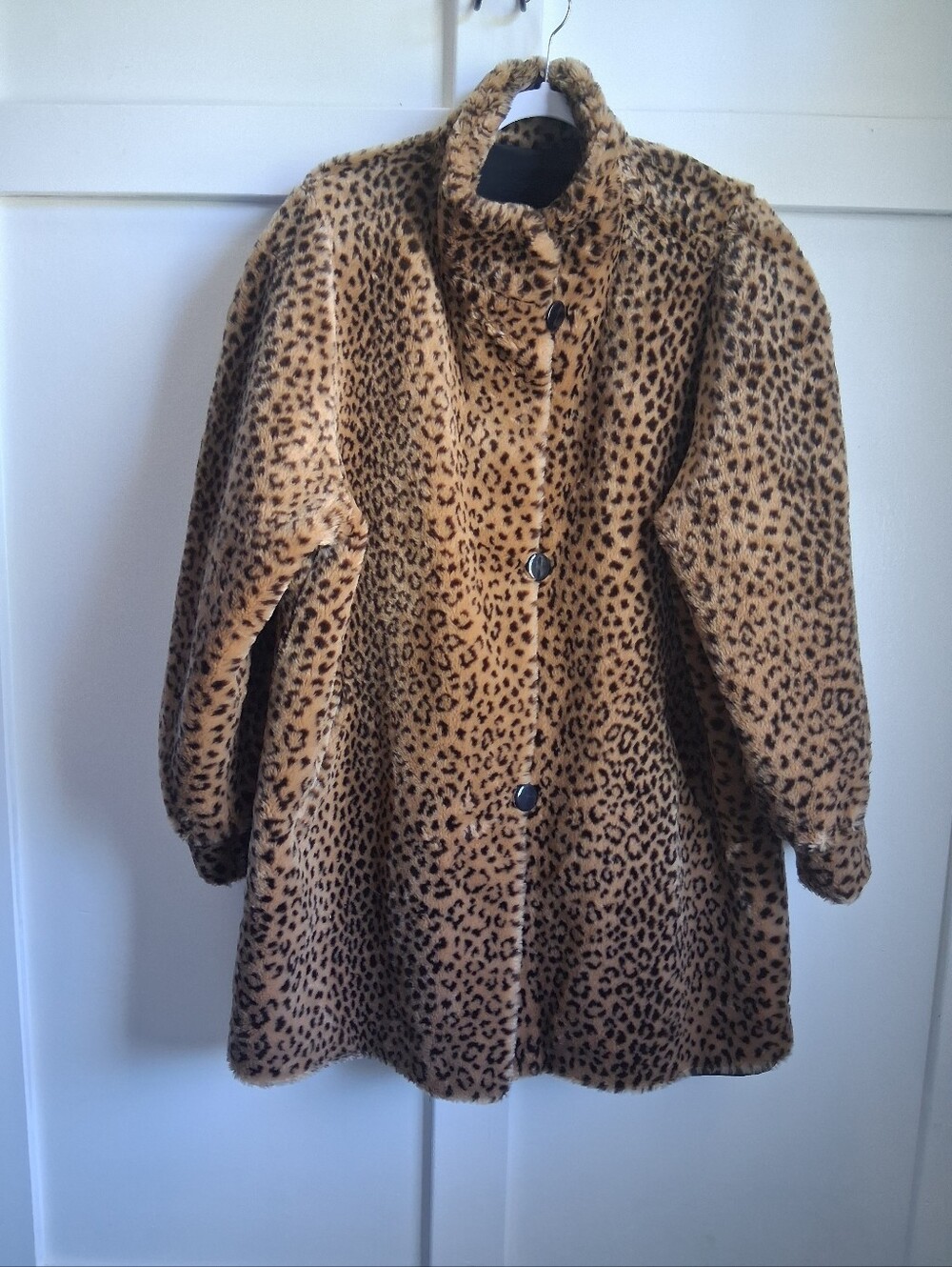 Reversible Leopard Print Faux-Fur Coat 🐆🖤
